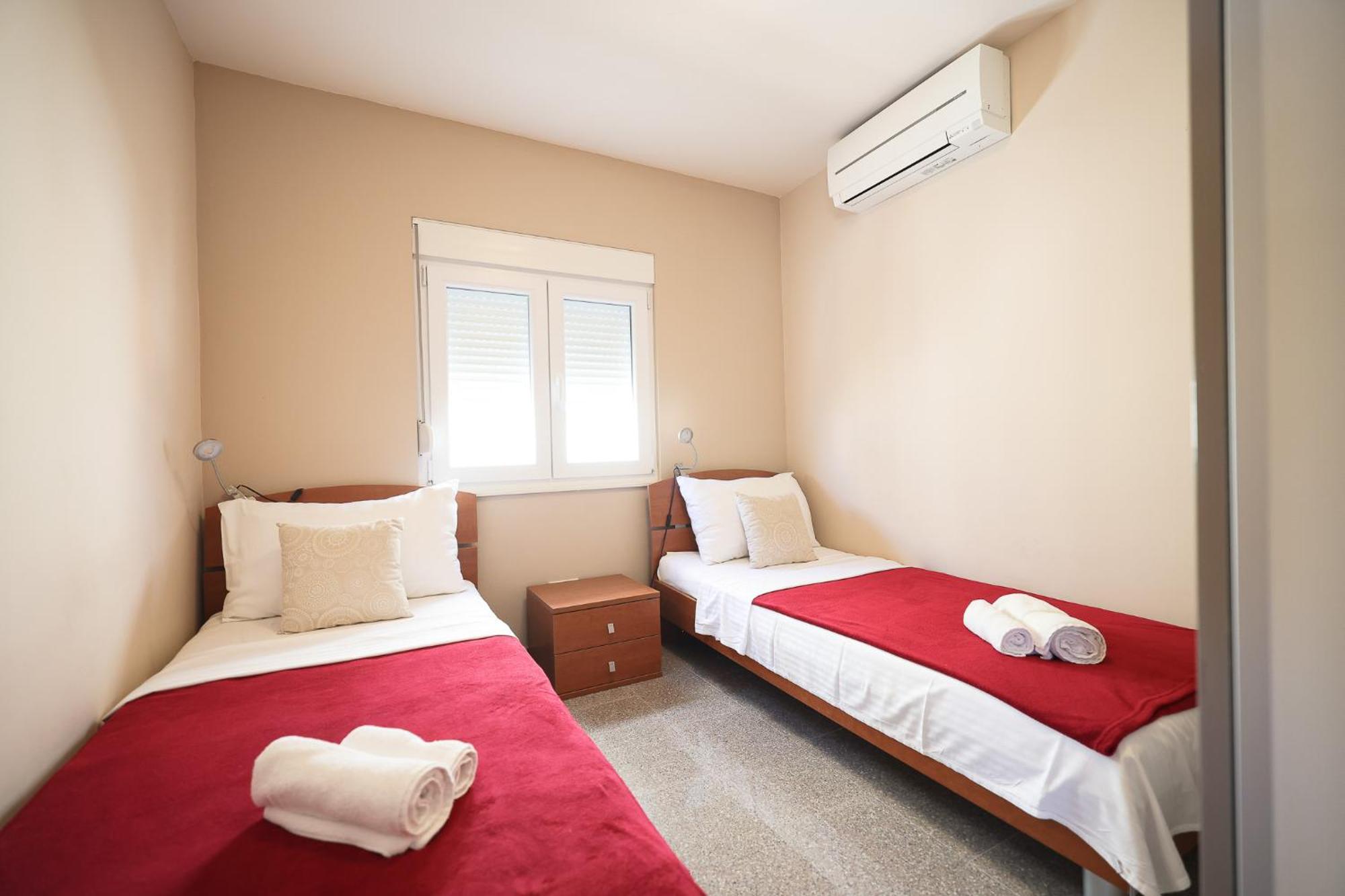 Rooms Malic Petrcane Cameră foto